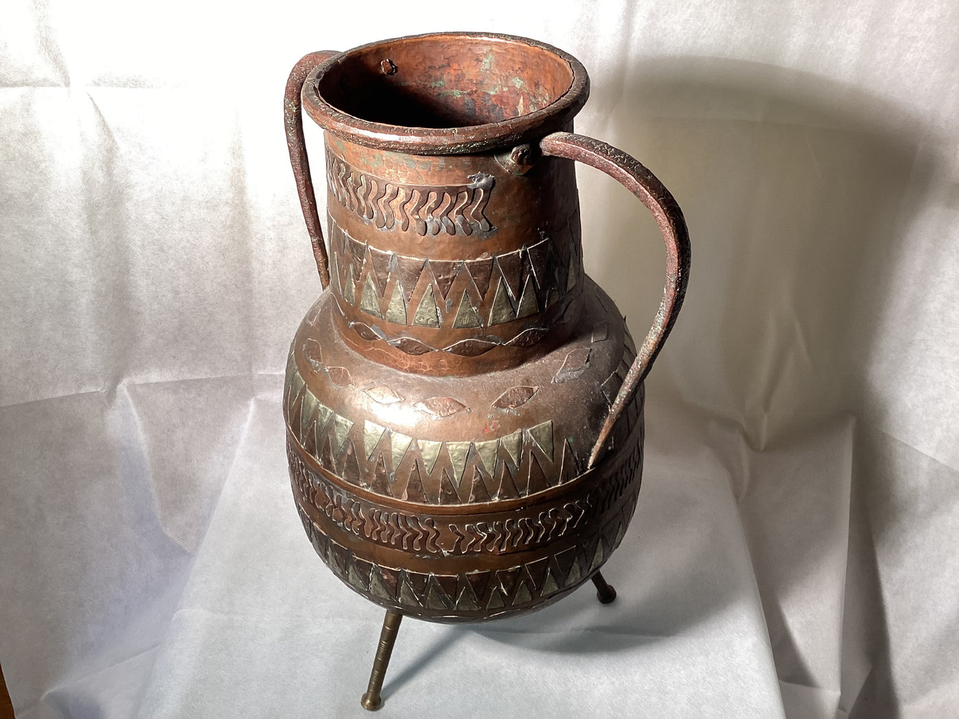 Altes Kupfergefäß aus Ägypten, Vintage Kupfer Bodenvase