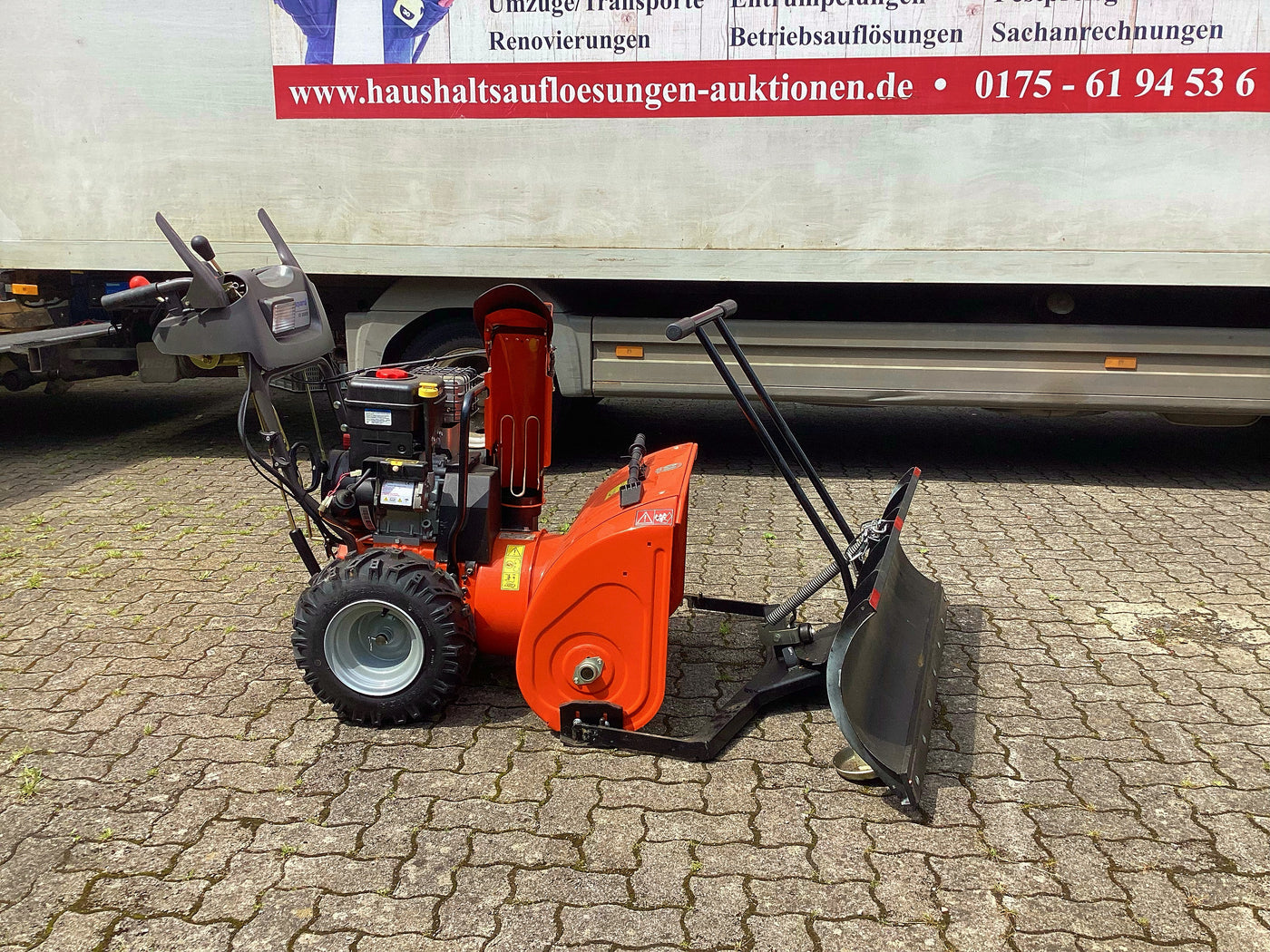 Husqvarna Schneefräse ST 268 EP Winterdienst, wie neu,