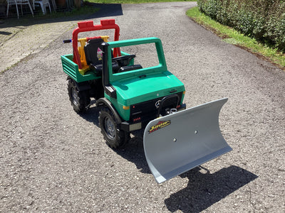 Unimog Forst mit Schneeschaufel & Seilwinde, guter Zustand, Tretauto Traktor