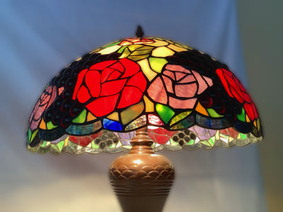 Große Tiffany-Lampe