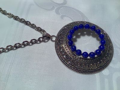 Kette mit blauen Steinen - Modeschmuck